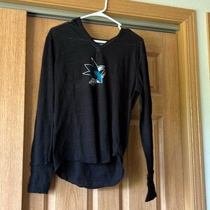 Women’s Soft As A Grape NWOT San Jose Sharks Women’s hooded Long Sleeve Tee
